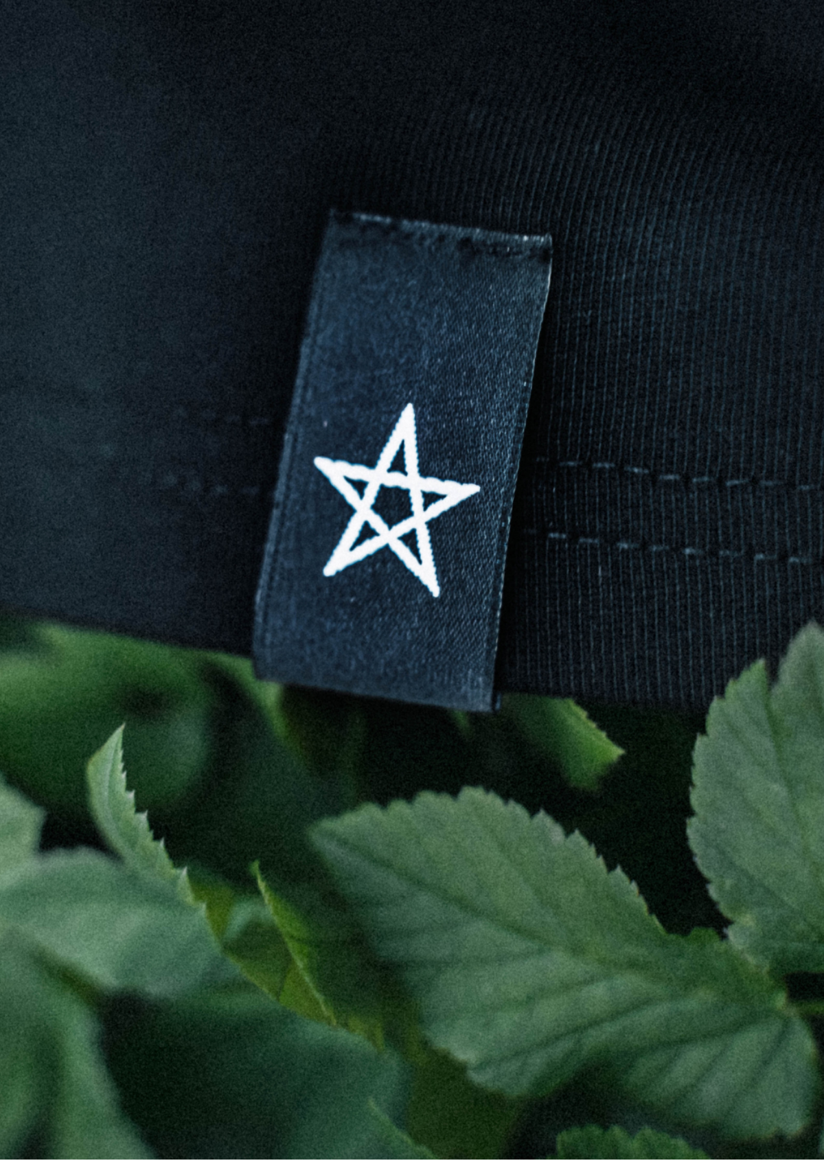 Magia T-shirt — Głęboka czerń