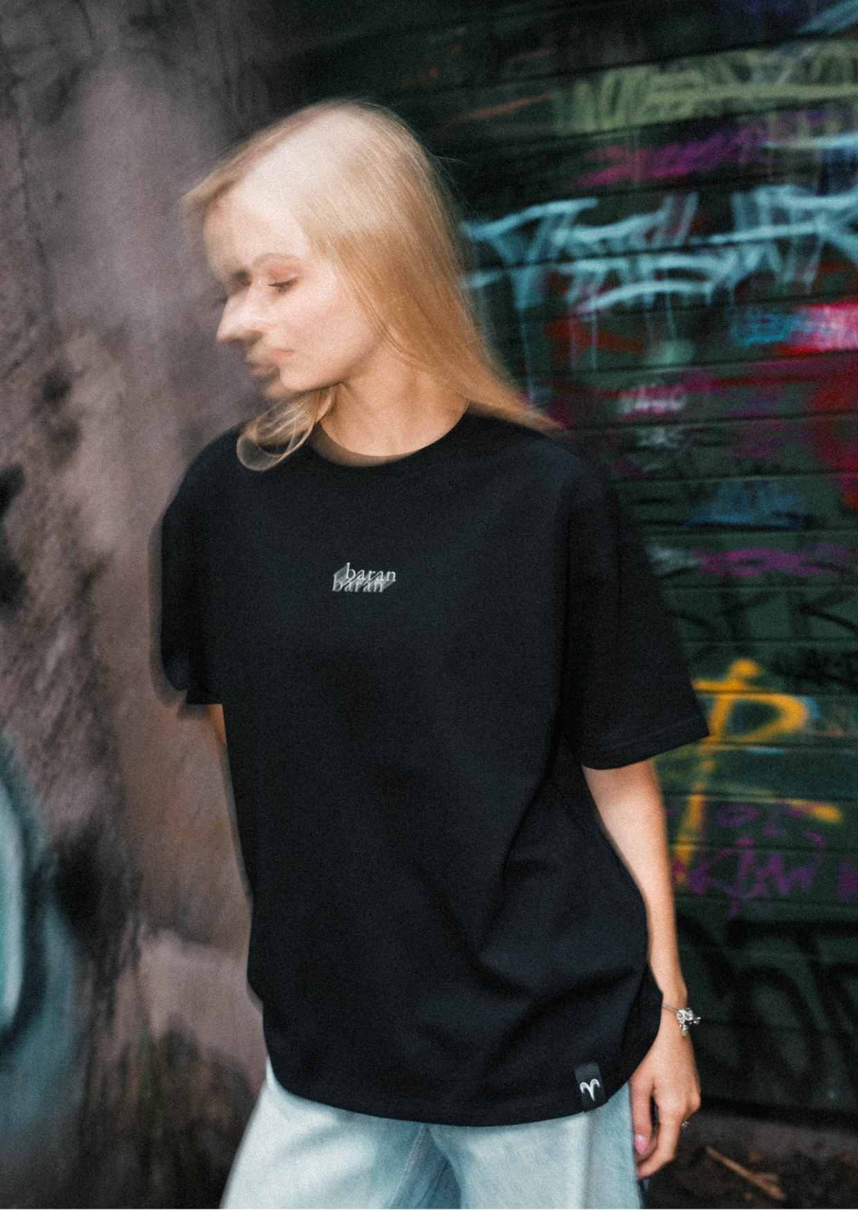 Baran T-shirt — Głęboka czerń