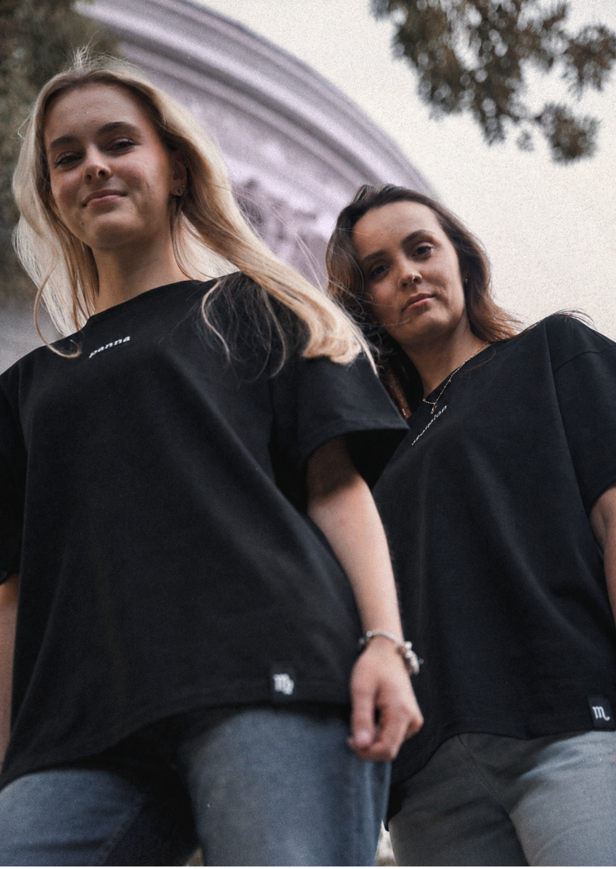 Skorpion T-shirt — Głęboka czerń