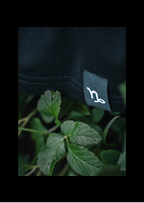 Koziorożec T-shirt — Głęboka czerń